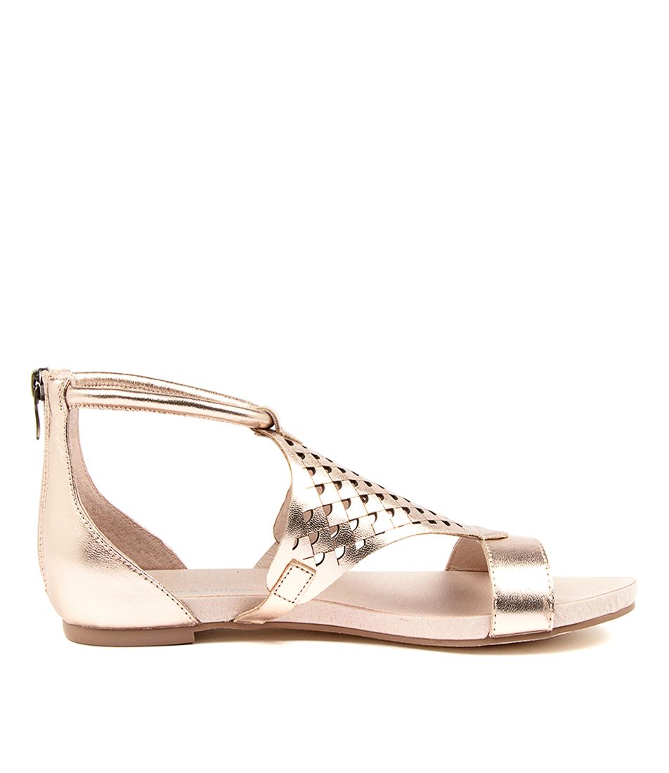 Inside View Women's Django & Juliette Jerrod Sandal In Rose Gold Leather Sku: Dj14461M63Le