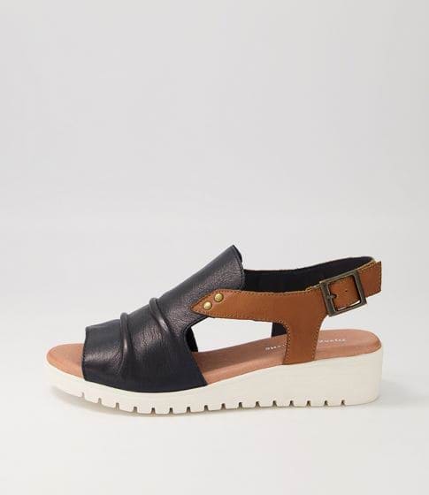 Women's Django & Juliette Madis in Navy/ Dark Tan Leather Sku: DJ14516DK4LE